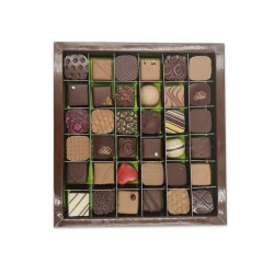 Coffret 340g de chocolats - confiserieriol.com